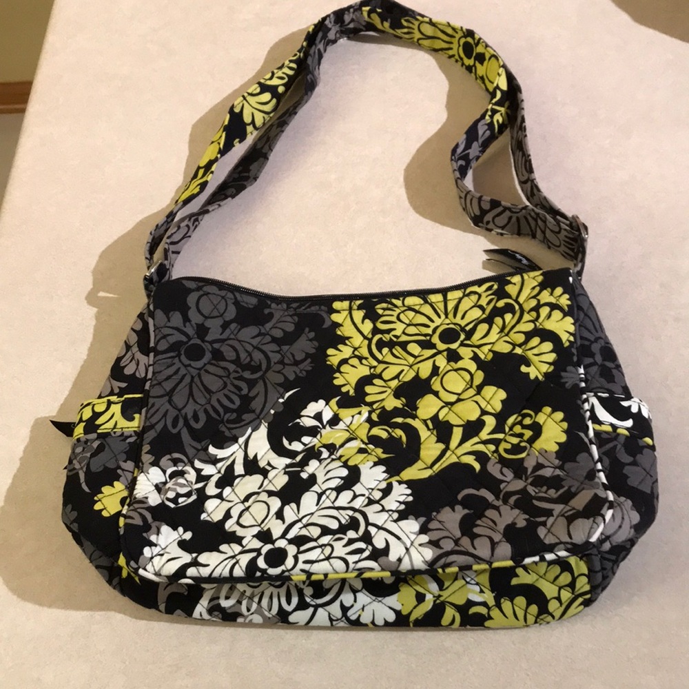 Vera Bradley On The Go EUC! Crossbody